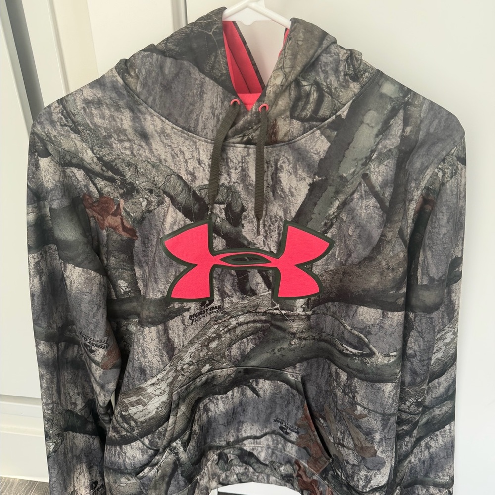 Under Armour Pink and Gray Camo Hoodie